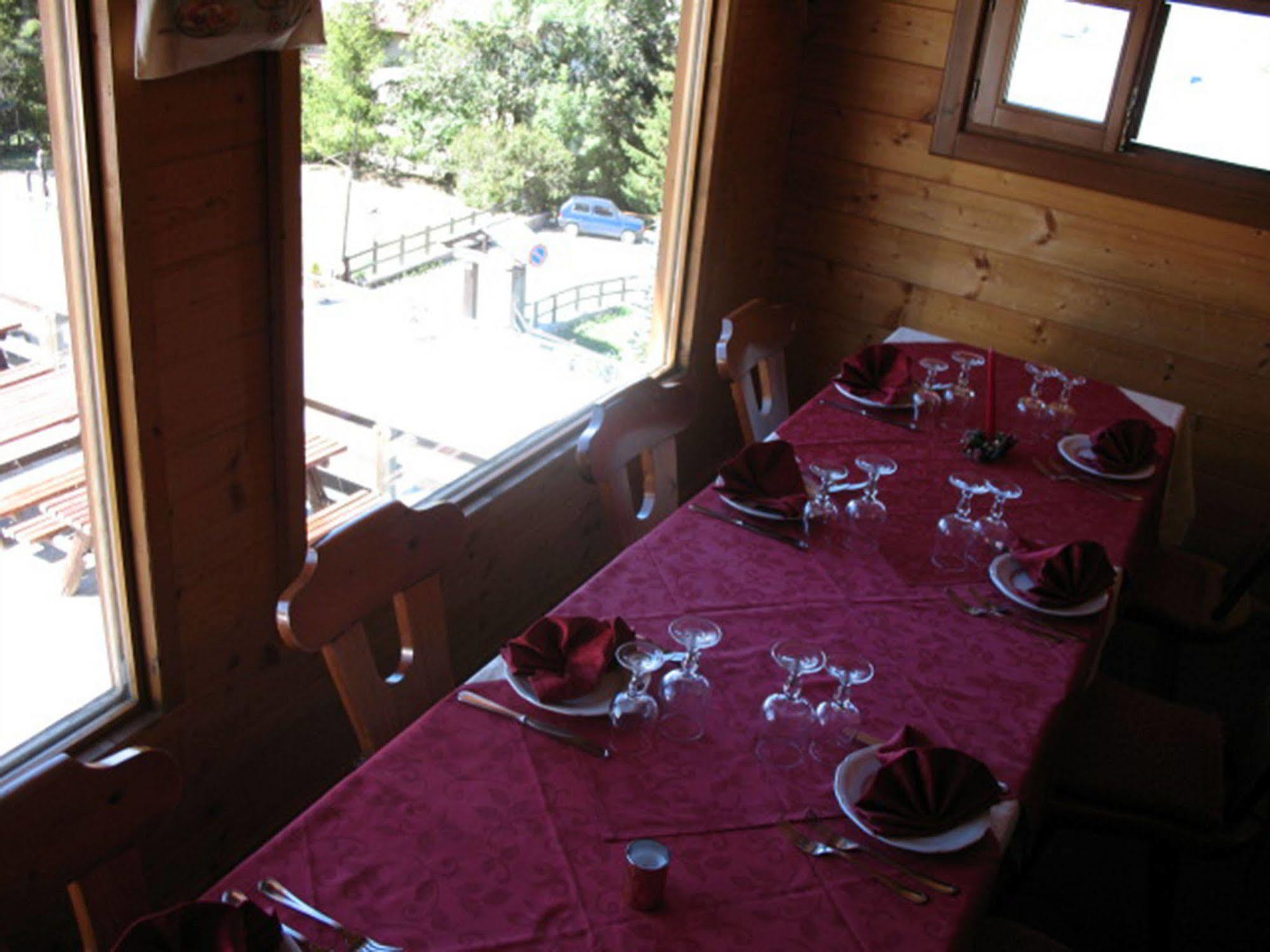 Restaurant Hotel Chalet Del Sole Oulx Εξωτερικό φωτογραφία